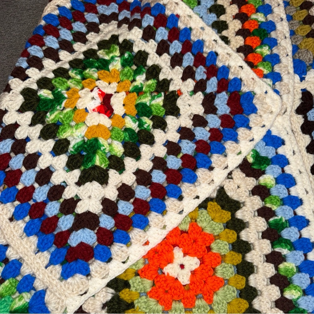 Vintage Boho Knitted Colorful Large Granny Square Afghan Blanket throw 80x84 - Picture 5 of 5